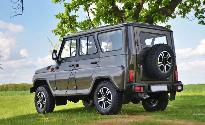 Авто UAZ Hunter