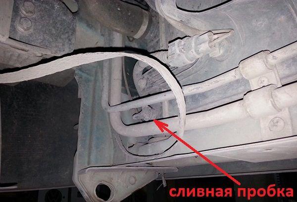 Как поменять антифриз на Шевроле Ланос